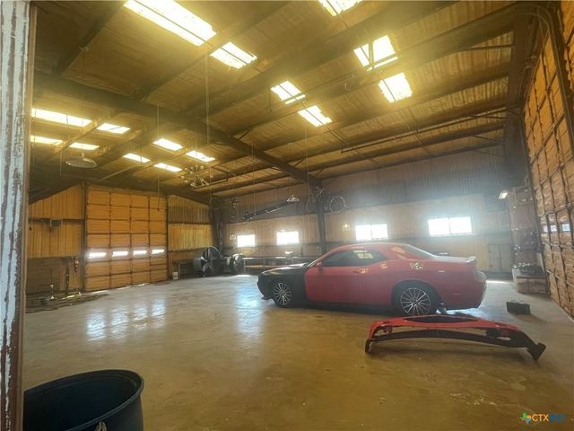 107 W 10th Street, Lampasas, TX 76550