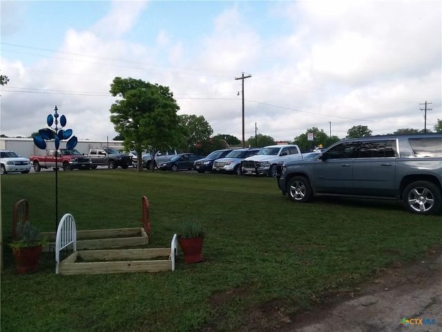 107 W 10th Street, Lampasas, TX 76550