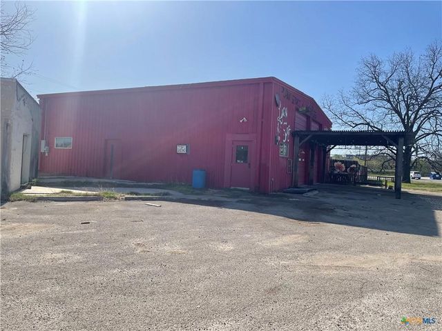 107 W 10th Street, Lampasas, TX 76550