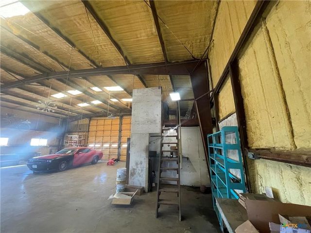 107 W 10th Street, Lampasas, TX 76550