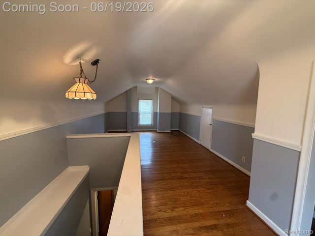 20056 Roscommon Street, Harper Woods, MI 48225
