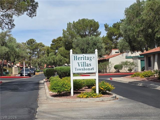 752 Heritage Vista Avenue, Henderson, NV 89015
