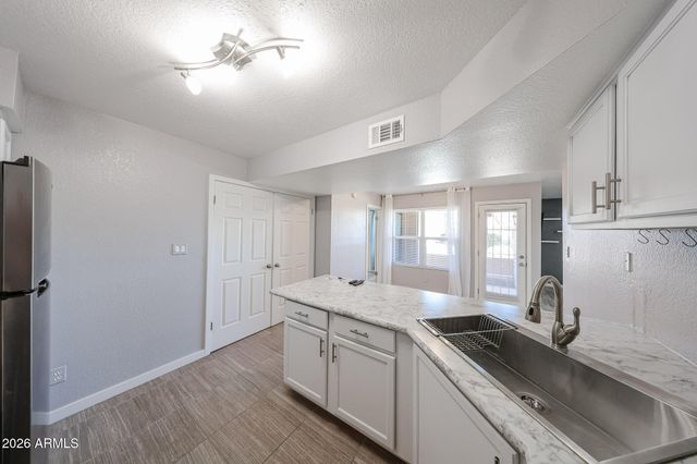 8787 E MOUNTAIN VIEW Road 1101, Scottsdale, AZ 85258