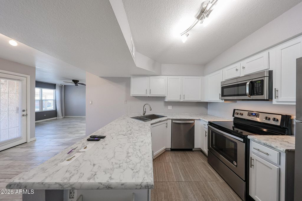 8787 E MOUNTAIN VIEW Road 1101, Scottsdale, AZ 85258