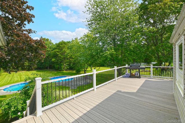 37 Euclid Avenue, Dix Hills, NY 11746