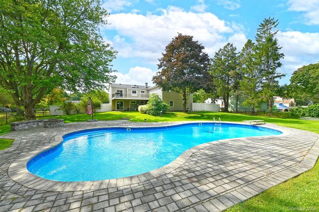 37 Euclid Avenue, Dix Hills, NY 11746
