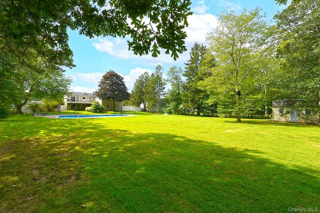 37 Euclid Avenue, Dix Hills, NY 11746