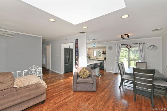 37 Euclid Avenue, Dix Hills, NY 11746
