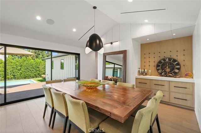 19457 Collier Street, Tarzana, CA 91356