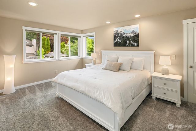 21118 SE 137th Place, Issaquah, WA 98027