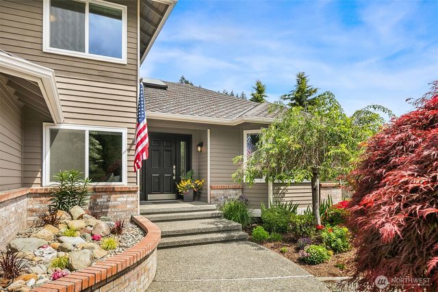 21118 SE 137th Place, Issaquah, WA 98027