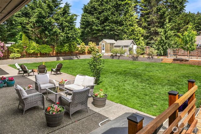 21118 SE 137th Place, Issaquah, WA 98027