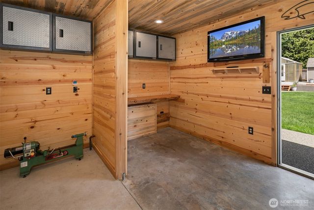 21118 SE 137th Place, Issaquah, WA 98027