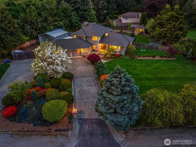 21118 SE 137th Place, Issaquah, WA 98027