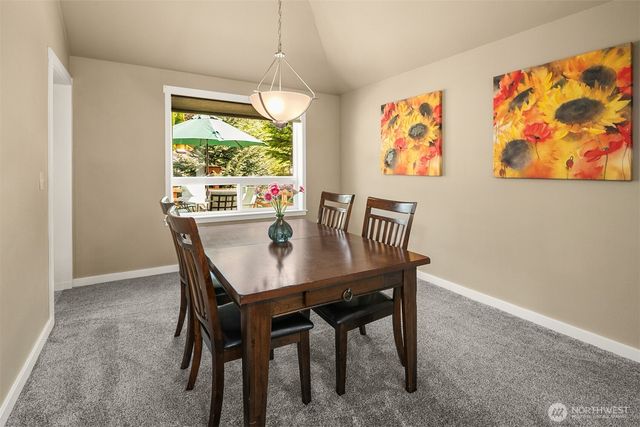 21118 SE 137th Place, Issaquah, WA 98027