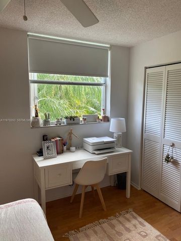 210 Sea View Dr 312, Key Biscayne, FL 33149