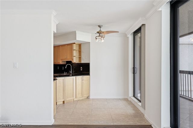 4551 Gulf Shore BLVD N 200, Naples, FL 34103