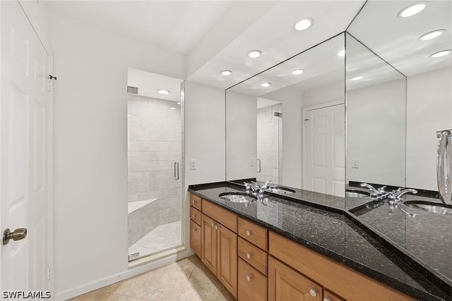 4551 Gulf Shore BLVD N 200, Naples, FL 34103