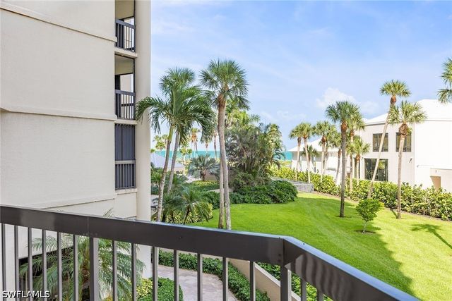 4551 Gulf Shore BLVD N 200, Naples, FL 34103