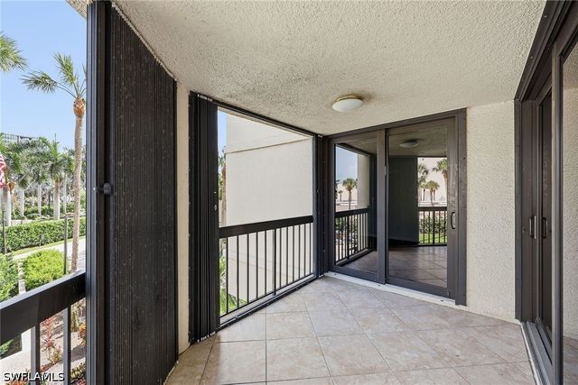 4551 Gulf Shore BLVD N 200, Naples, FL 34103