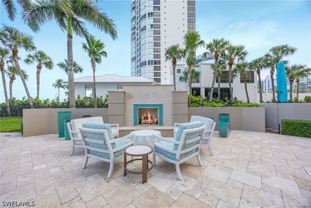 4551 Gulf Shore BLVD N 200, Naples, FL 34103