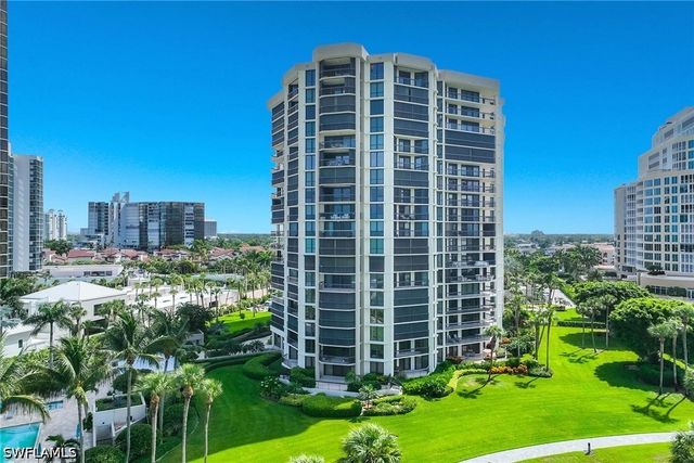 4551 Gulf Shore BLVD N 200, Naples, FL 34103