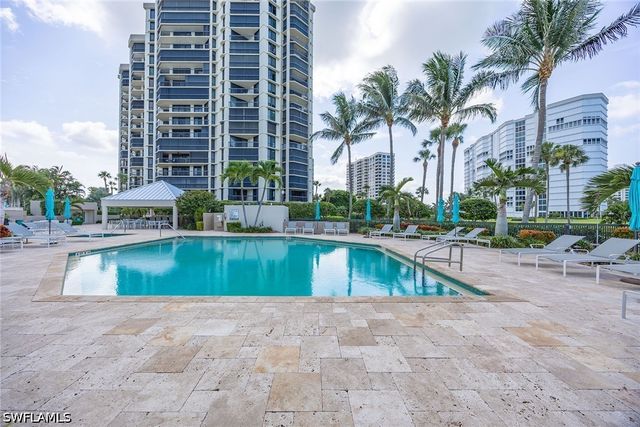 4551 Gulf Shore BLVD N 200, Naples, FL 34103