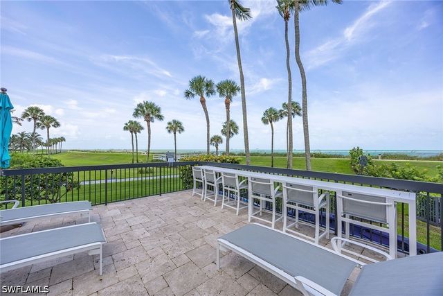 4551 Gulf Shore BLVD N 200, Naples, FL 34103