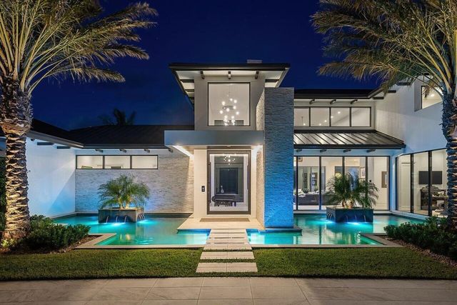 3016 SE Dune Drive, Stuart, FL 34996