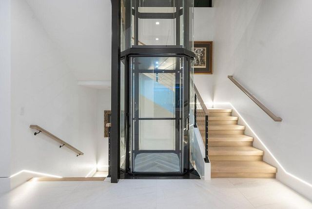 3016 SE Dune Drive, Stuart, FL 34996