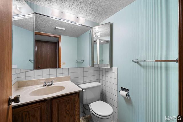 5171 Waters Edge Drive, Hillsboro, MO 63050