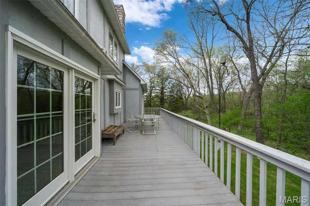 5171 Waters Edge Drive, Hillsboro, MO 63050