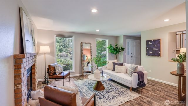 21919 NE 18th Street, Sammamish, WA 98074