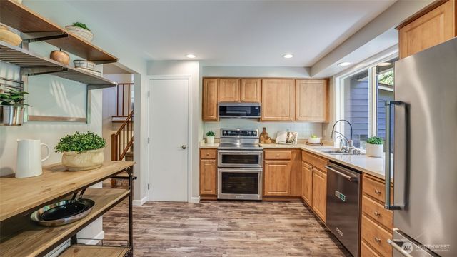 21919 NE 18th Street, Sammamish, WA 98074