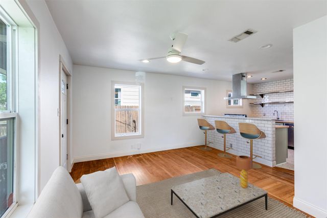 2012 Payne Ave A, Austin, TX 78757