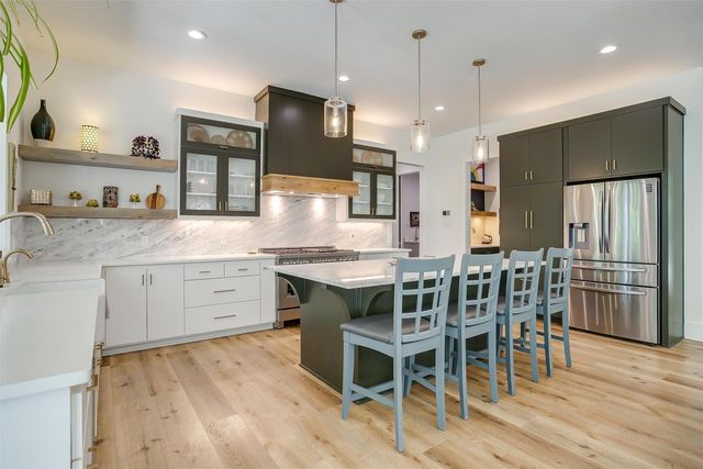 125 Red Oak Drive, Decatur, TX 76234