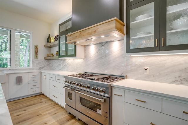 125 Red Oak Drive, Decatur, TX 76234