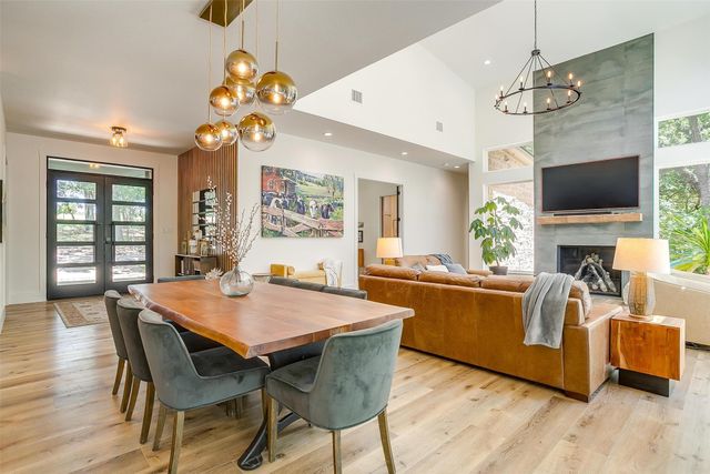 125 Red Oak Drive, Decatur, TX 76234