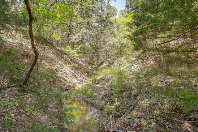 125 Red Oak Drive, Decatur, TX 76234