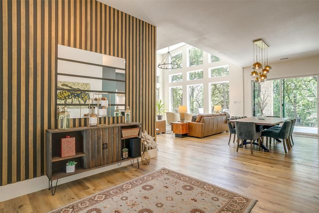 125 Red Oak Drive, Decatur, TX 76234