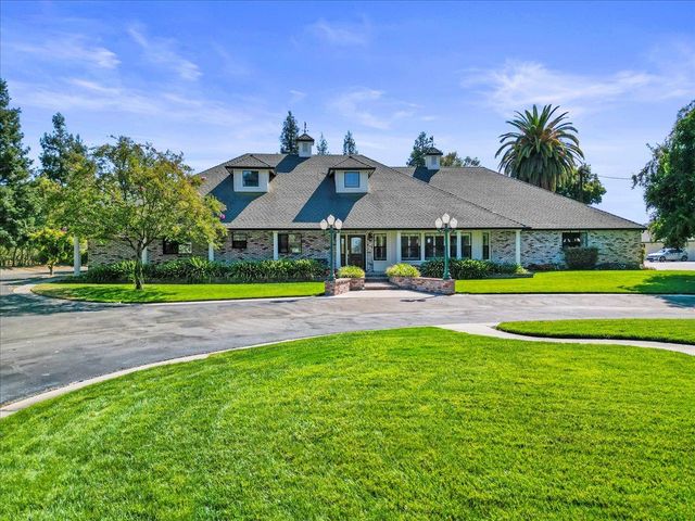 4616 Freelove Rd, Oakdale, CA 95361