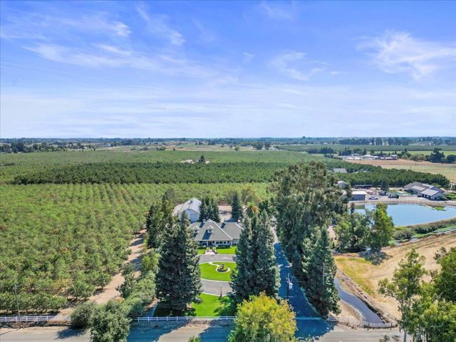 4616 Freelove Rd, Oakdale, CA 95361