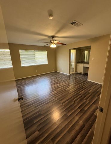 14314 S Quiet Town Lane W, Sugar Land, TX 77498