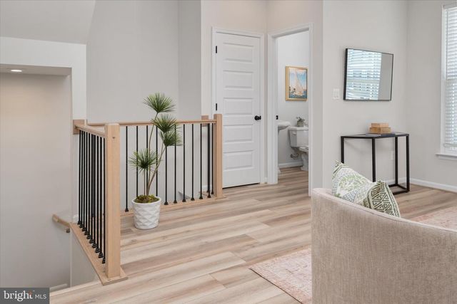 112 ARROWHEAD DR, Millersville, MD 21108