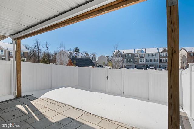 112 ARROWHEAD DR, Millersville, MD 21108