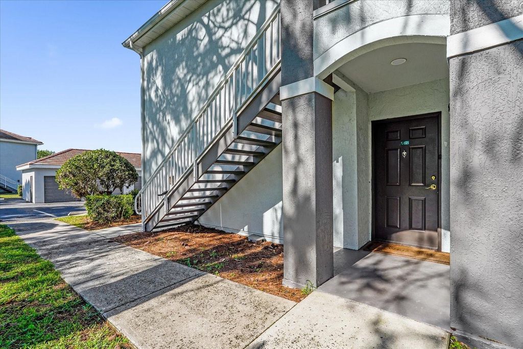 Image 25 of property listing at 13953 FAIRWAY ISLAND DRIVE 618, Orlando, FL 32837