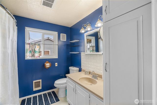 2300 W Second Street, Aberdeen, WA 98520