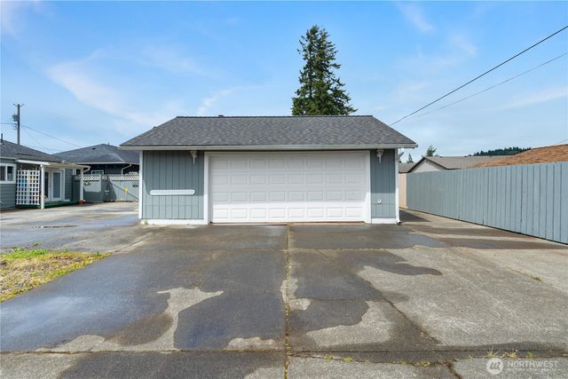 2300 W Second Street, Aberdeen, WA 98520