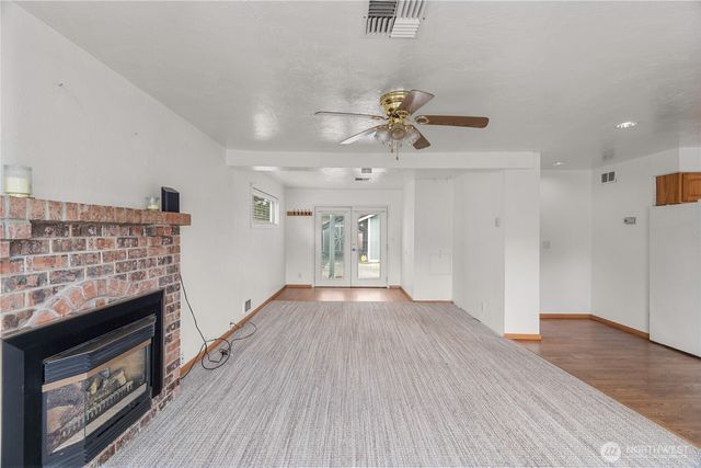 2300 W Second Street, Aberdeen, WA 98520