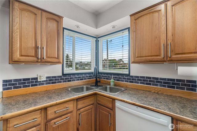 2300 W Second Street, Aberdeen, WA 98520